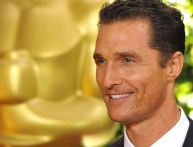 «Ήμουν τρεις εβδομάδες στον παράδεισο»: Ο Μάθιου ΜακΚόναχι αποθεώνει την Ελλάδα (βίντεο)